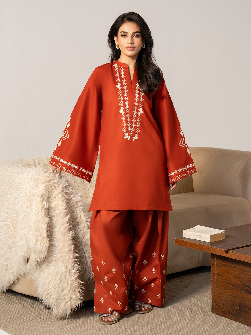 IZEL-UNSTITCHED 2PC DHANAK EMBROIDERED SUIT-PK-15073