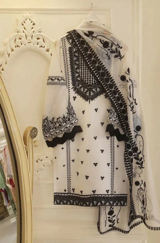 AGHA NOOR - 3PC LAWN HEAVY EMBROIDERED SHIRT WITH EMBROIDERED BAMBER CHIFFON DUPATTA-PK-5118