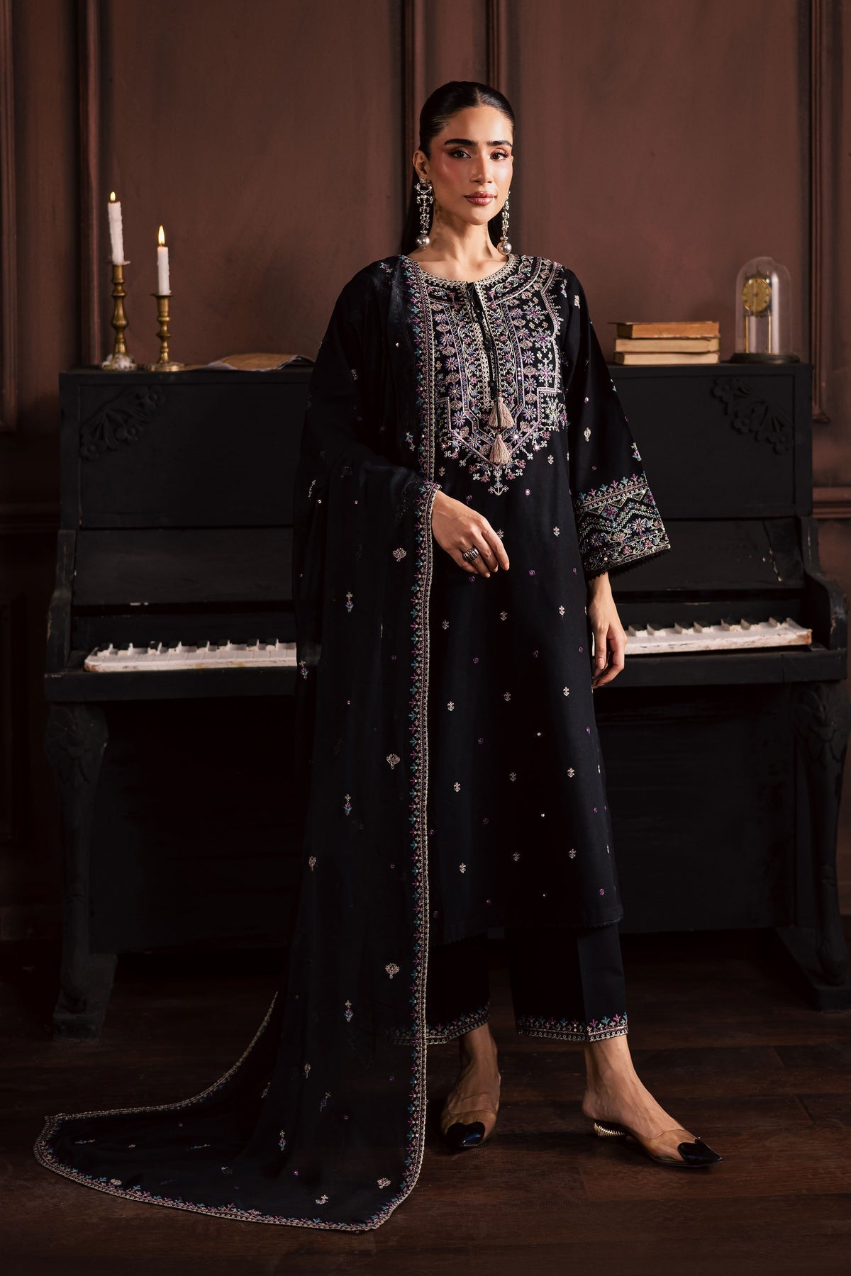 BATIK-UNSTITCHED 3PC DHANAK EMBROIDERED SUIT-PK-5194