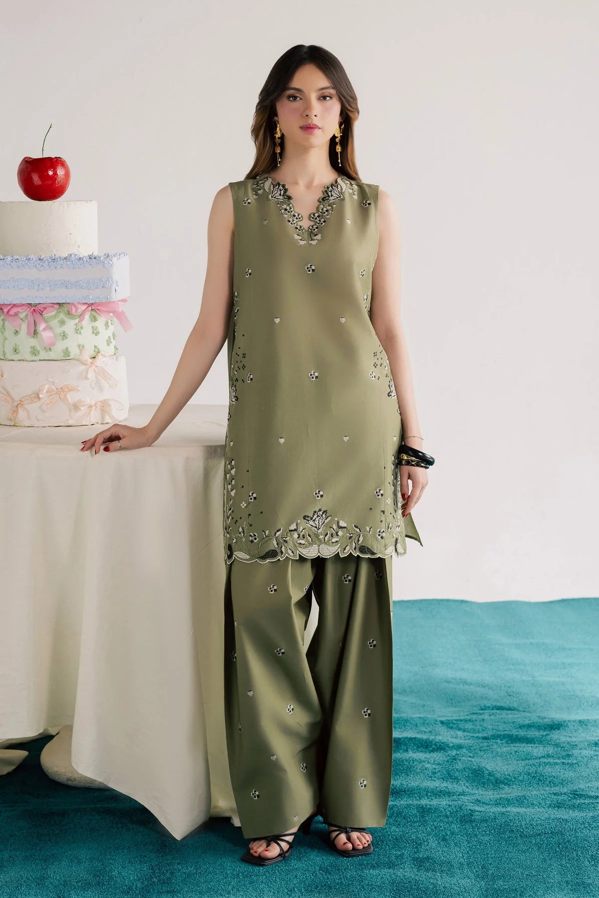 BATIK-2PIECE DHANAK EMBROIDERED SHIRT WITH DHANAK EMB TROUSER-PK-15006