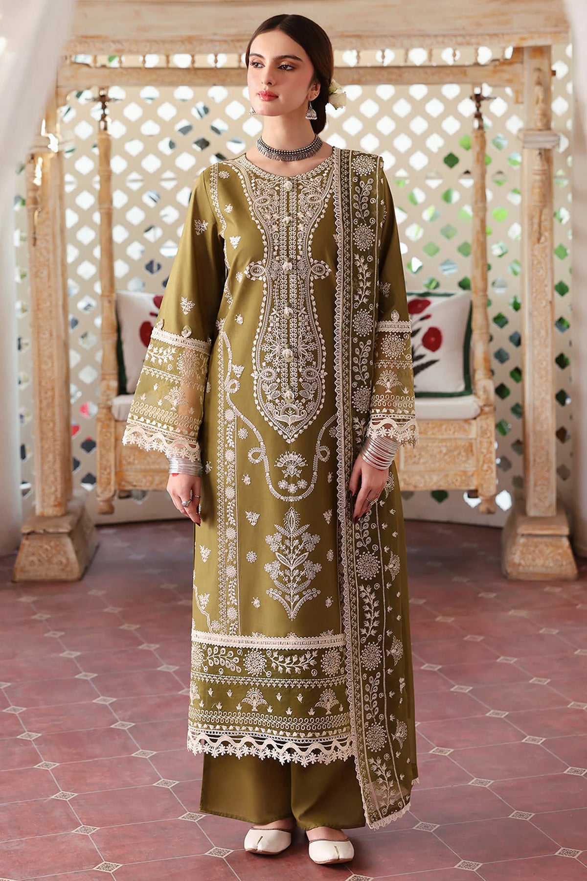 MAHNUR-UNSTITCHED 3PC LAWN EMBROIDERED SUIT-PK-4522