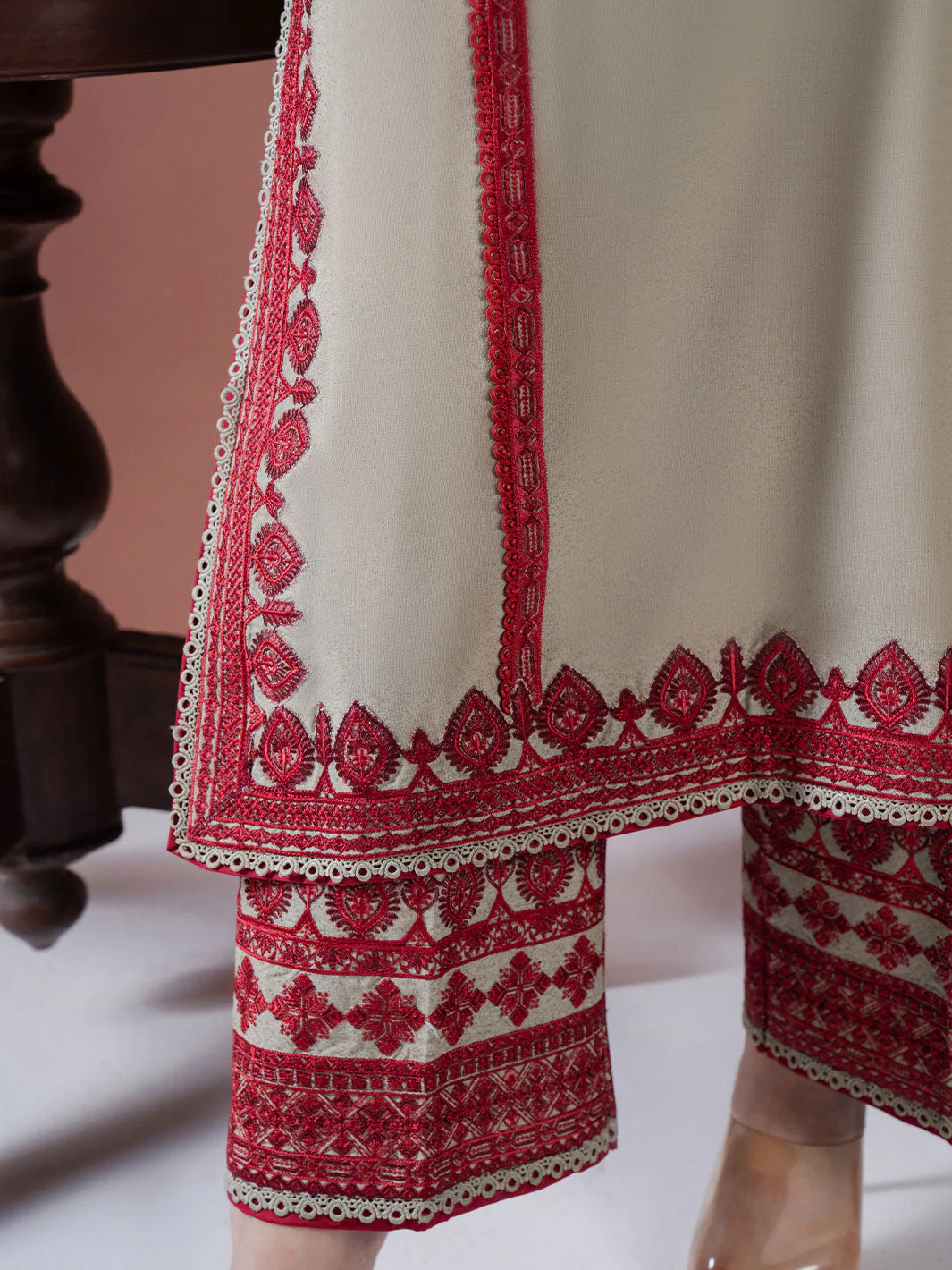 ASIM JOFA-UNSTITCHED 3PC DHANAK EMBROIDERED SUIT-PK-5547