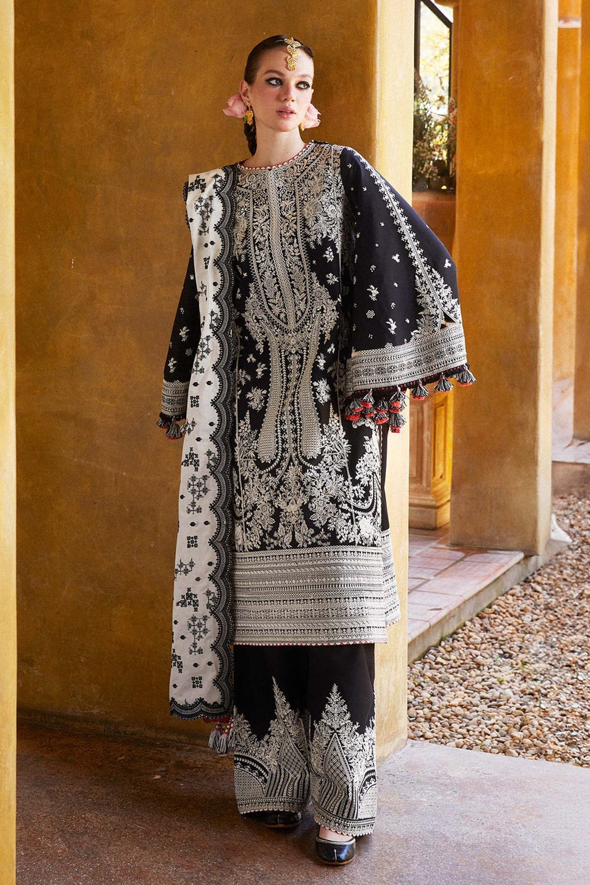HUSSAIN REHAR-UNSTITCHED 3PC DHANAK EMBROIDERED SUIT-PK-5765