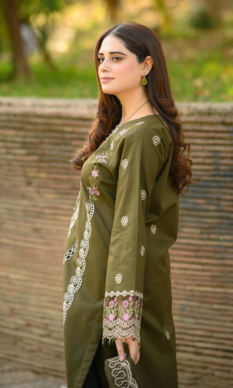 LIBAAS-UNSTITCHED 3PC KARANDI HEAVY EMBROIDERED SUIT-PK-5810