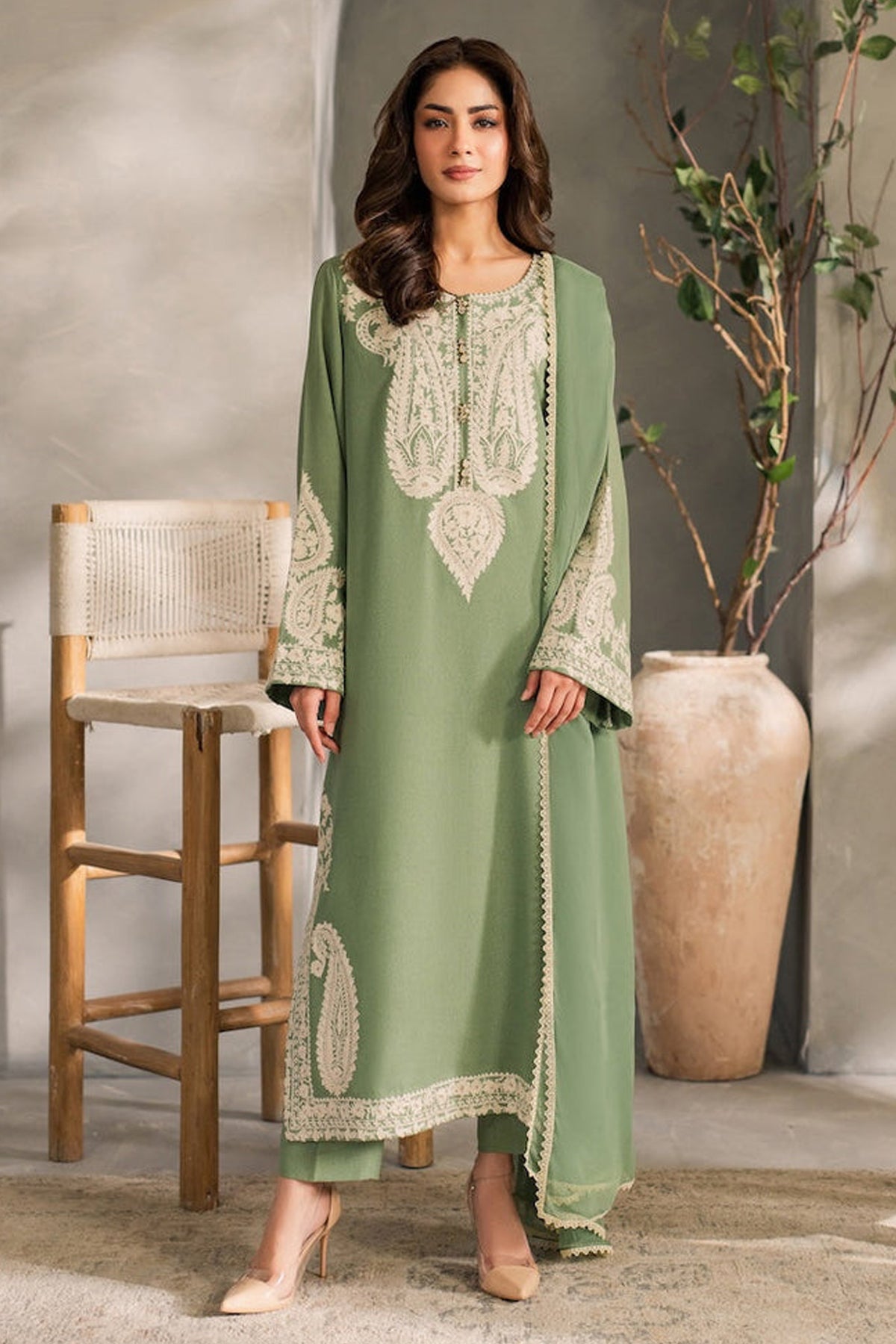 MIRANA-UNSTITCHED 3PC LAWN EMBROIDERED SUIT-PK-4770