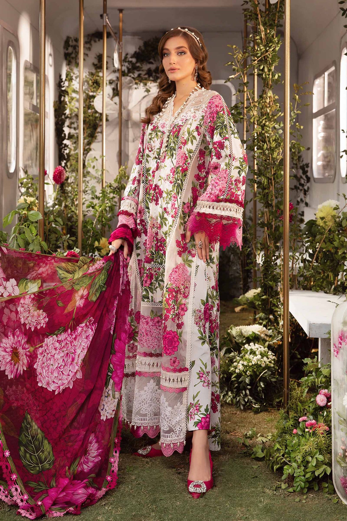 MARIA.B-UNSTITCHED 3PC LAWN PRINTED EMB SUIT-PK-5725