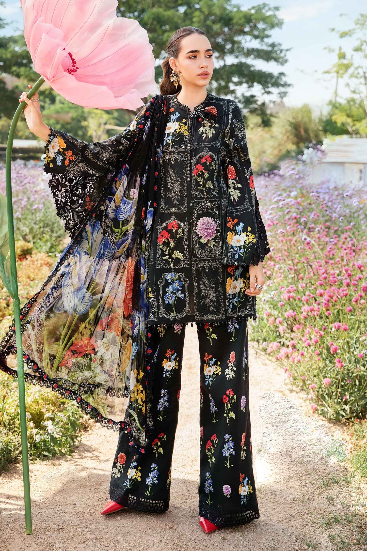 MARIA.B-3PC LAWN PRINTED SHIRT WITH CHIFFON PRINT DUPATTA AND PRINT TROUSER-PK-5652