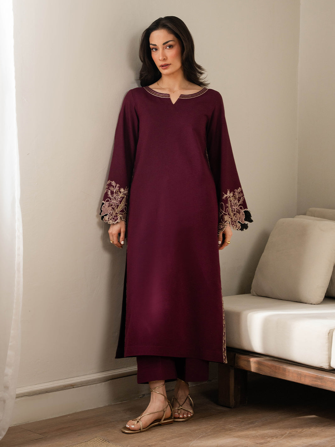IZEL-UNSTITCHED 2PC DHANAK EMBROIDERED SUIT-PK-15074