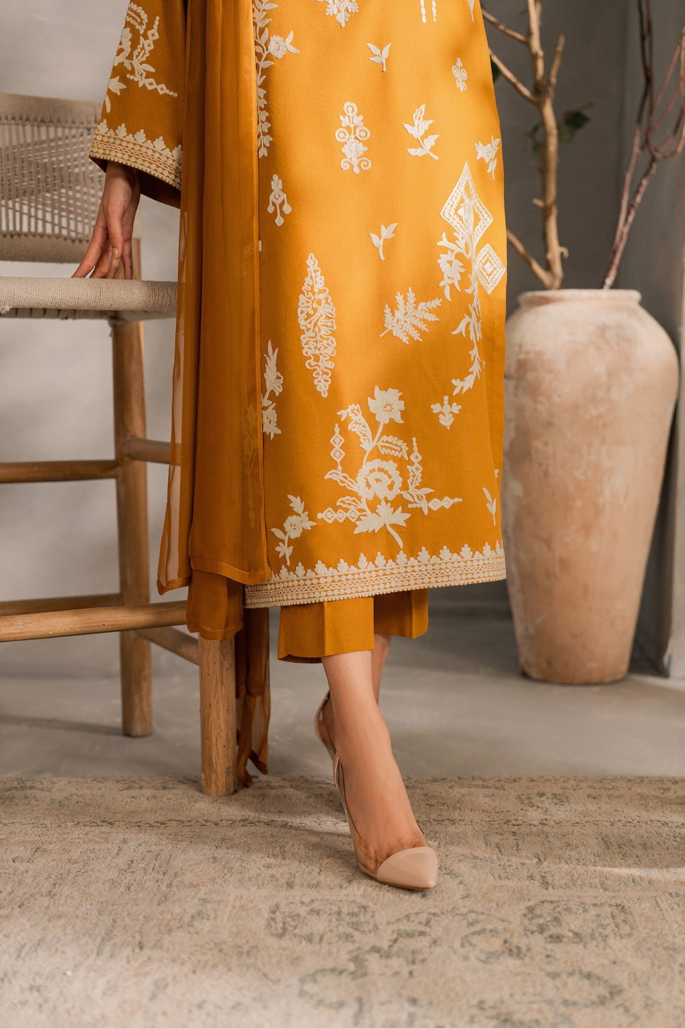MIRANA- UNSTITCHED 3PC DHANAK EMBROIDERED SUIT-PK-5815