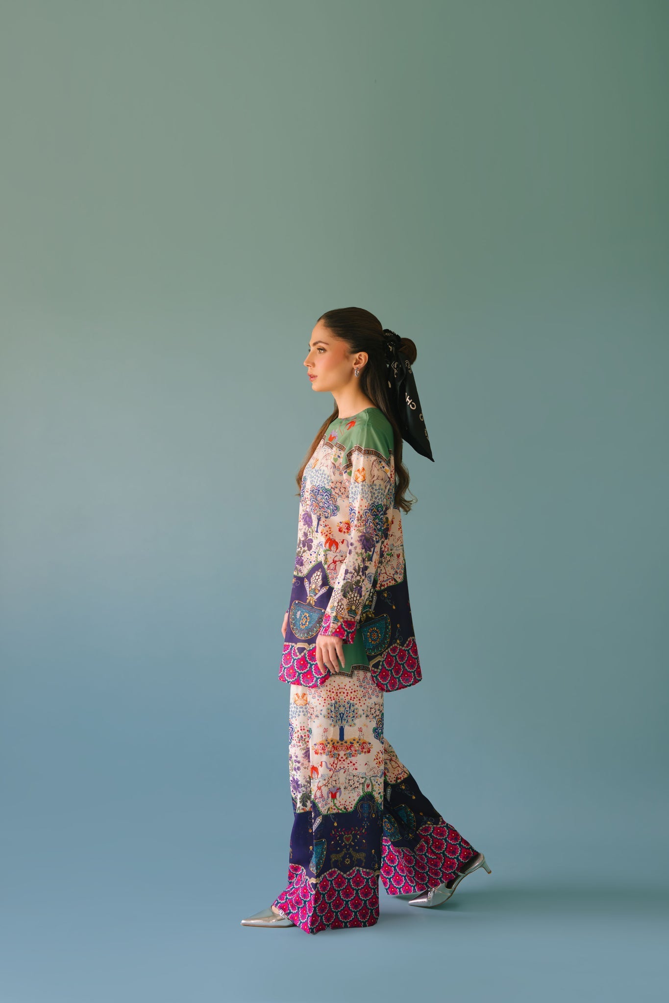 UNSTITCHED-2PC SHAMOZE SILK PRINTED SUIT-PK-2005