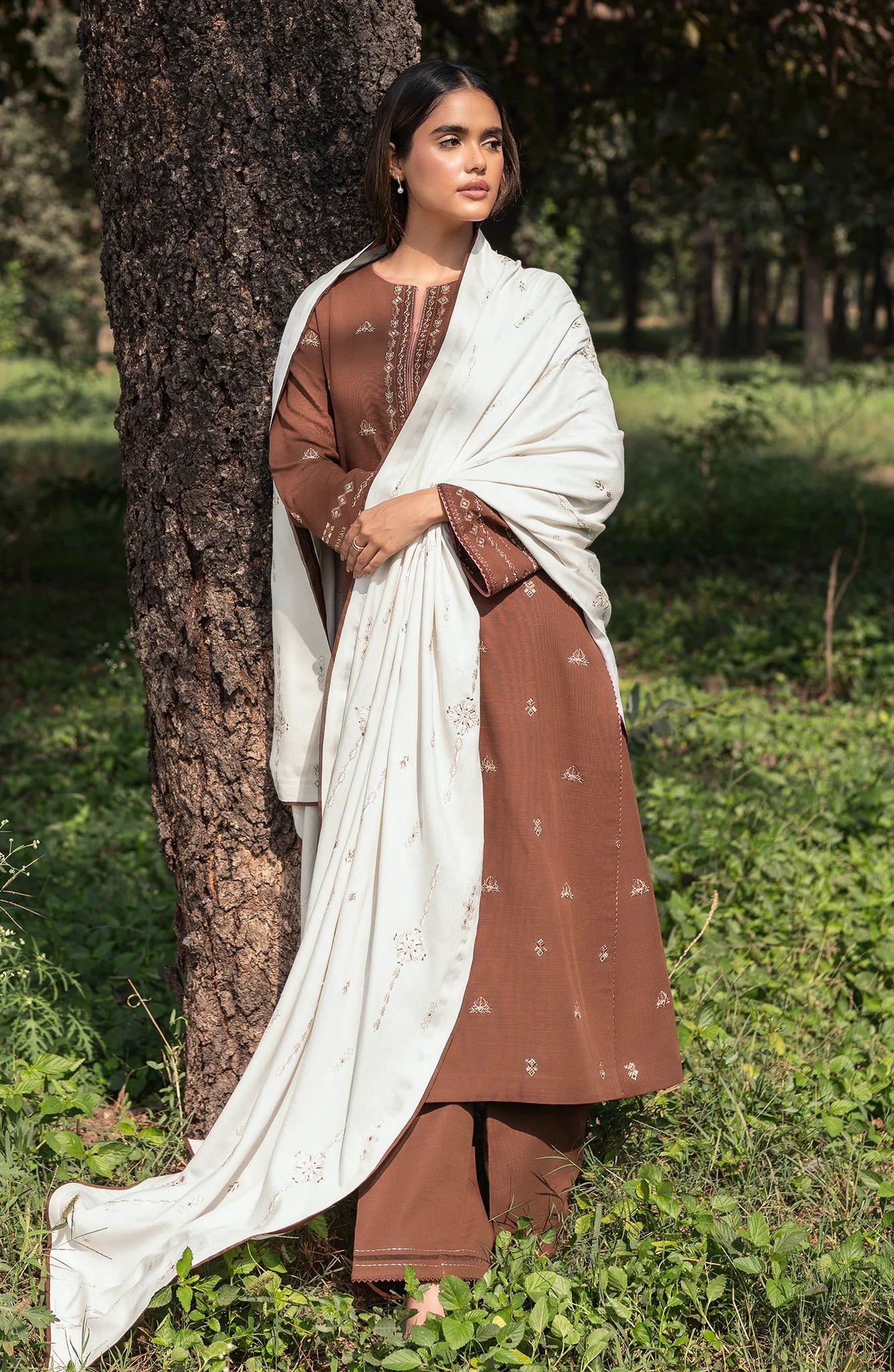 SERAN-3PC DHANAK EMBROIDERED SHIRT WITH DHANAK EMBROIDERD SHAWL-EP-5509