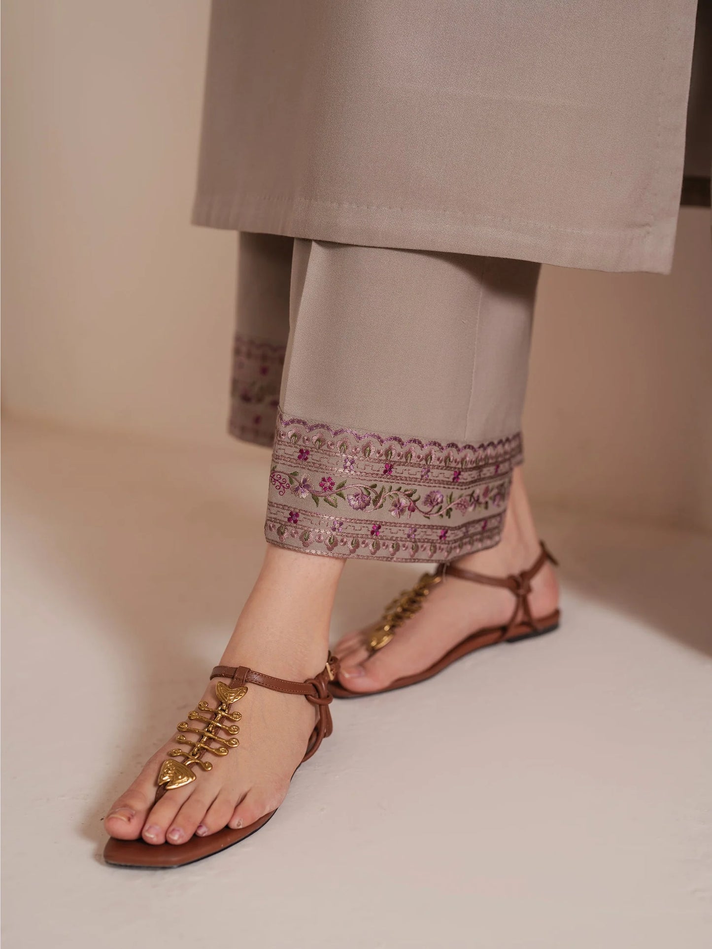 GARNET-3PC LAWN EMBROIDERED SHIRT WITH MONARK PRINT DUPATTA AND TROUSER-PK-5554