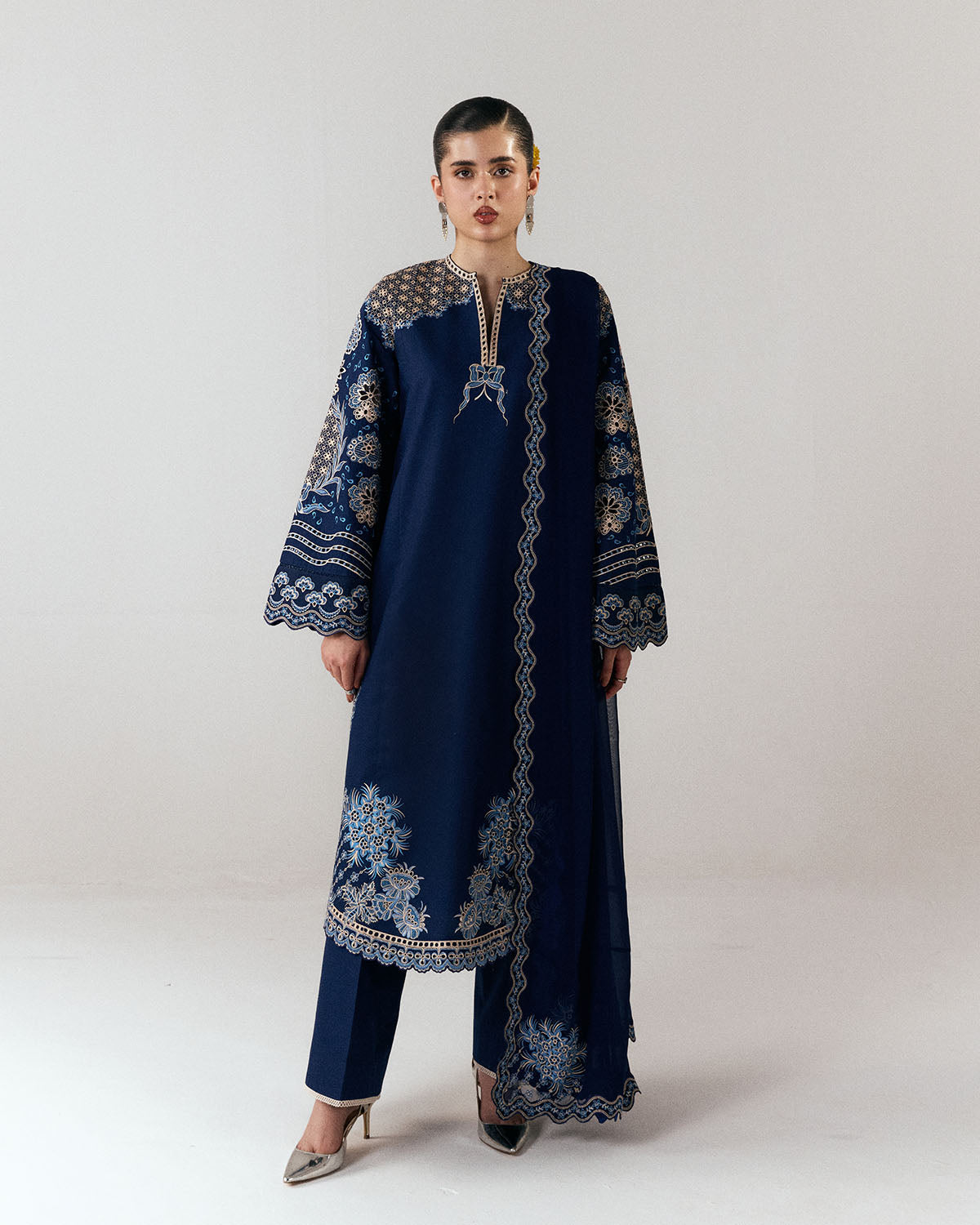 HUSSAIN REHAR-UNSTITCHED 3PC KARANDI EMBROIDERED SUIT-PK-5245