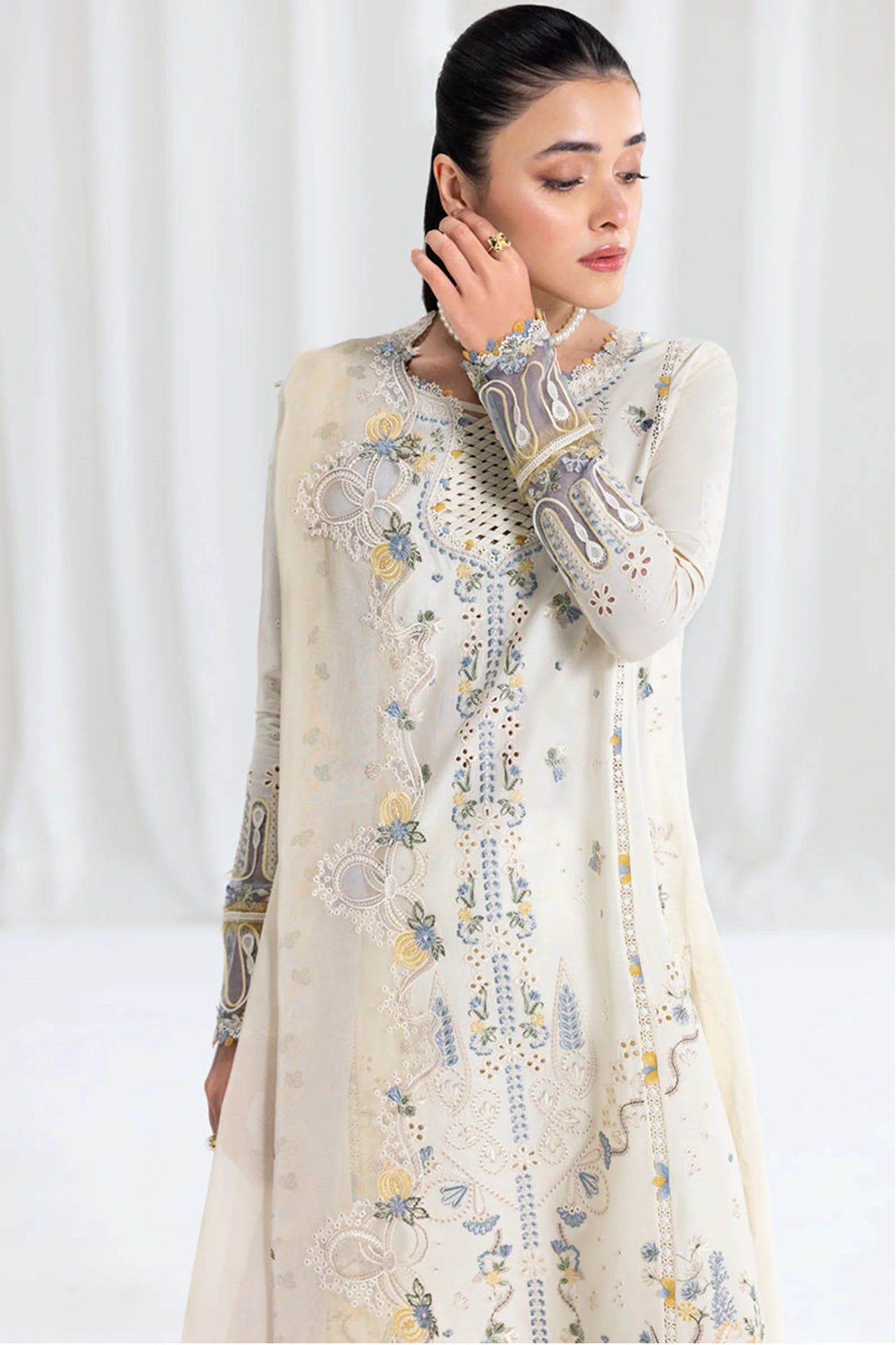 QALAMQAR - UNSTITCHED 3PC LAWN EMBROIDERED SUIT-PK-5819