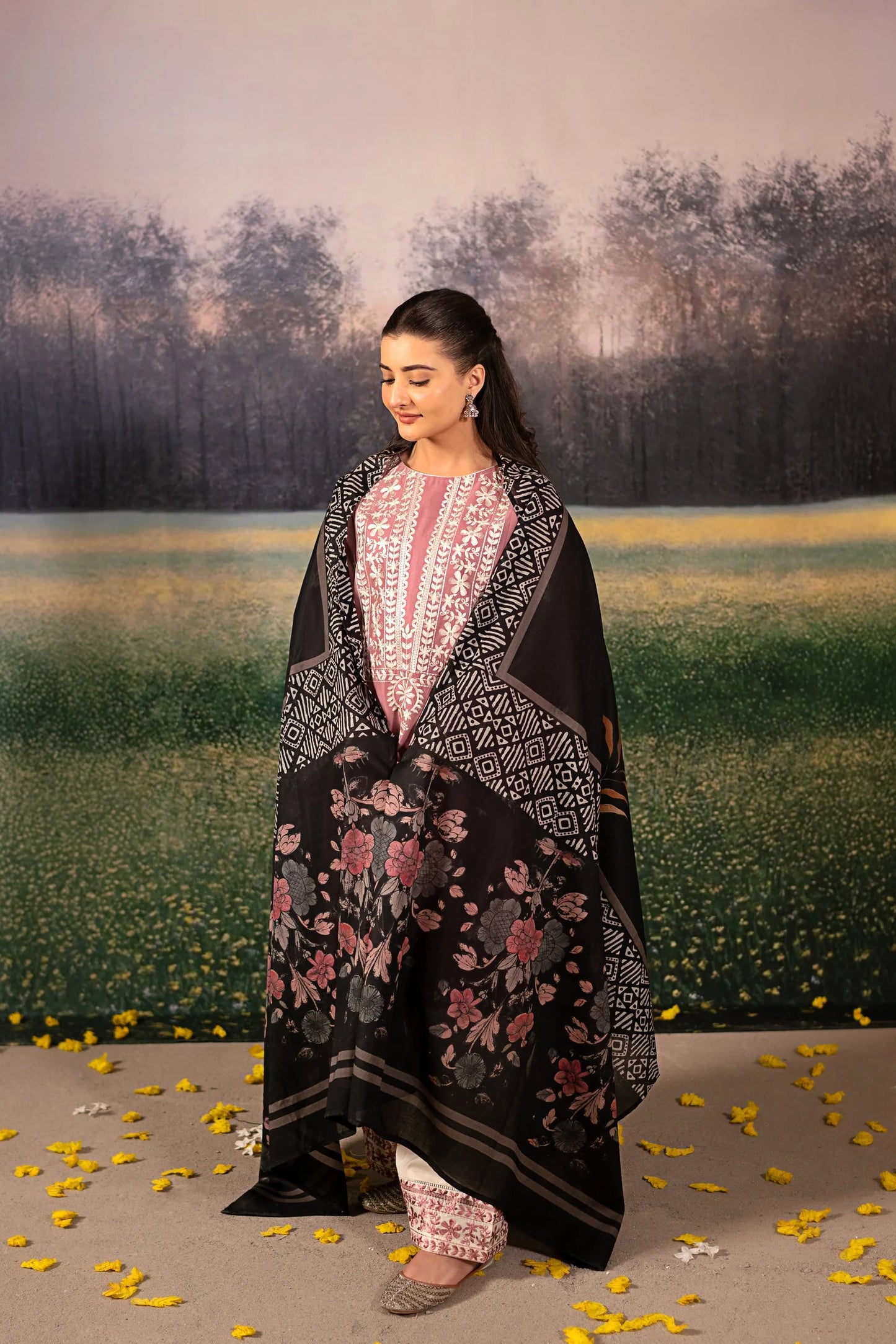 URGE-UNSTITCEHD 3PC DHANAK EMBROIDERED SUIT-PK-5772