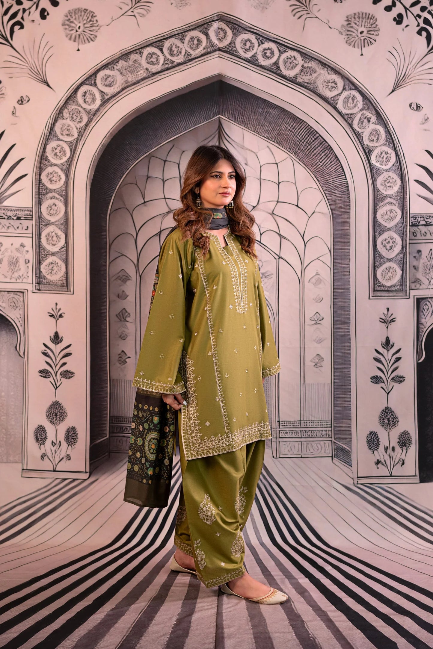 URGE-UNSTITCHED 3PC DHANAK EMBROIDERED SUIT-PK-5757