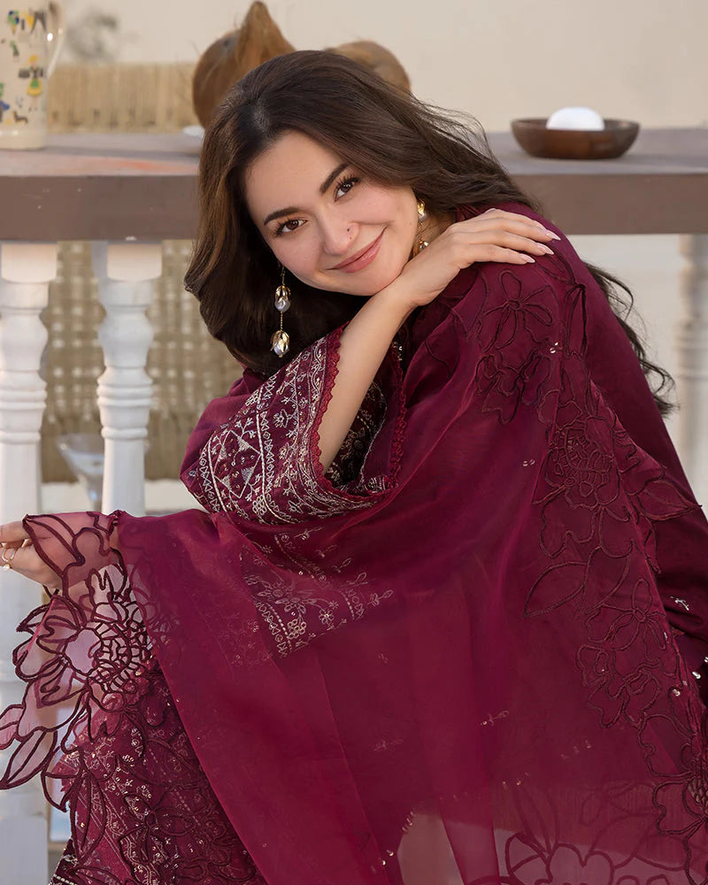 QALAMQAR-3PC DHANAK EMBROIDERED SHIRT WITH ORGANZA EMBROIDERED DUPATTA AND EMB TROUSER-PK-5663
