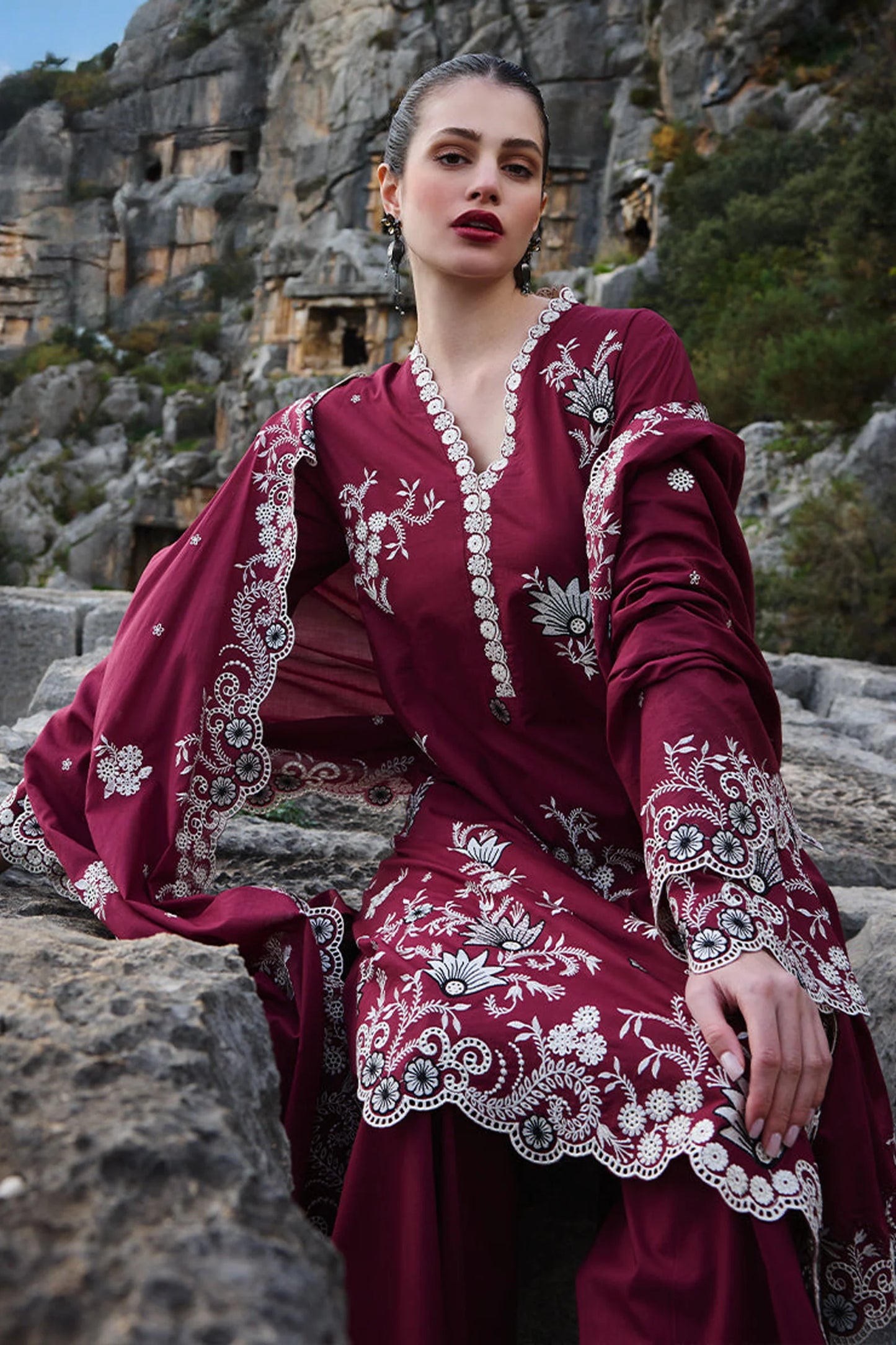 IMAGE-3PC LAWN EMBROIDERED SHIRT WITH MONARK EMBROIDERED DUPATTA AND TROUSER-PK-5625