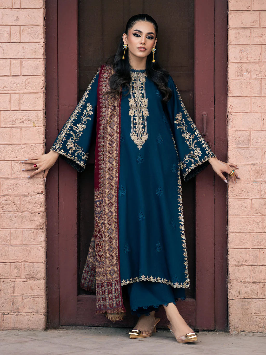 IZEL-UNSTITCHED 3PC DHANAK EMBROIDERED SUIT-PK-5806