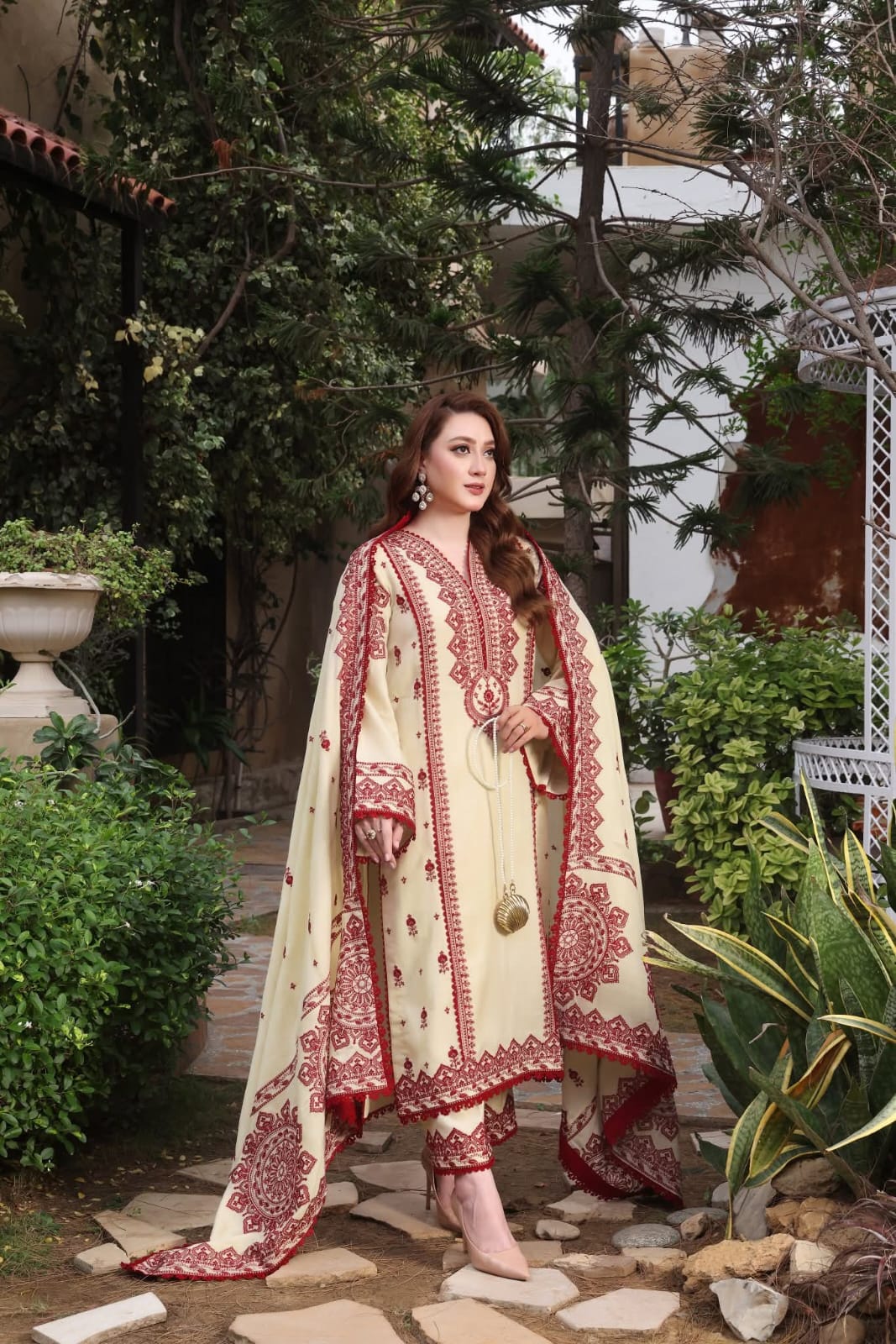 ASIM JOFA-UNSTITCHED 3PC DHANAK HEAVY EMBROIDERED SUIT-PK-5809