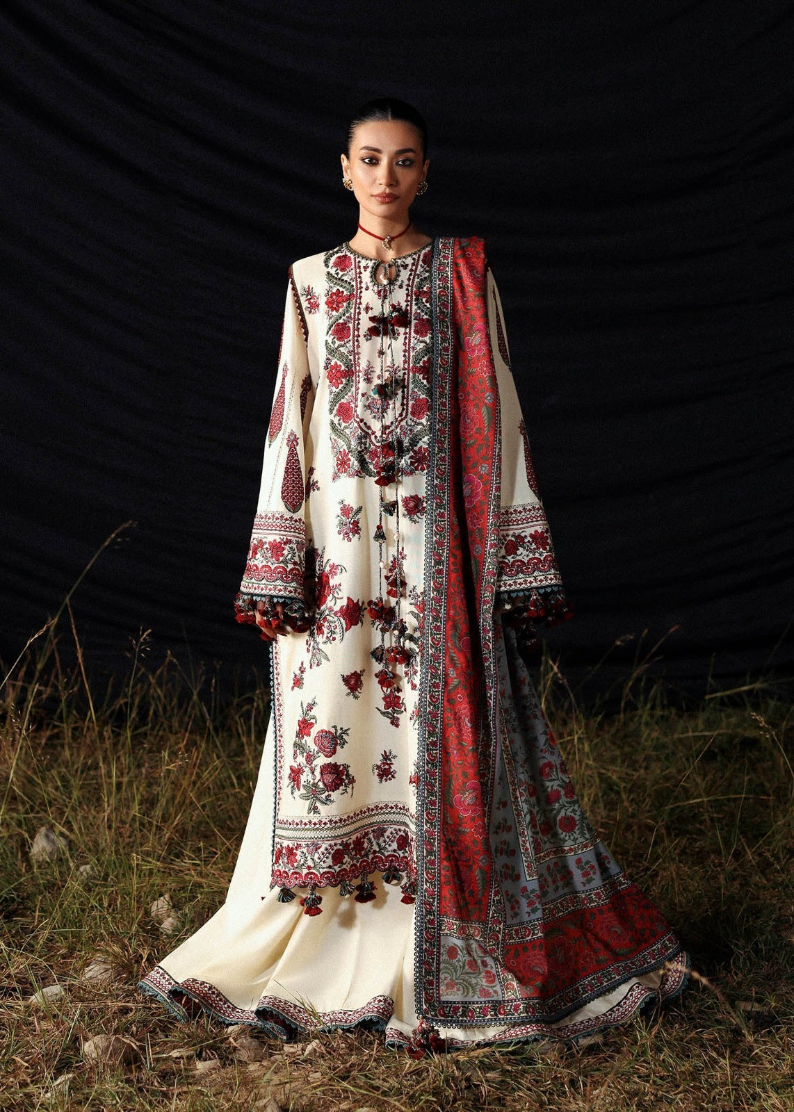 HUSSAIN REHAR-UNSTITCHED 3PC KARANDI EMBROIDERED SUIT-PK-5186