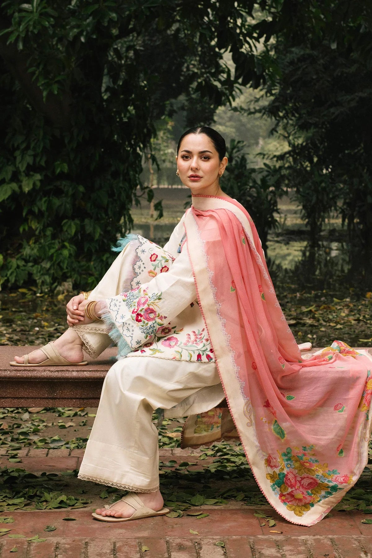 ZAHRA SHAH JAHAN-UNSTITCHED 3PC DHANAK EMBROIDERED SUIT-PK-3529