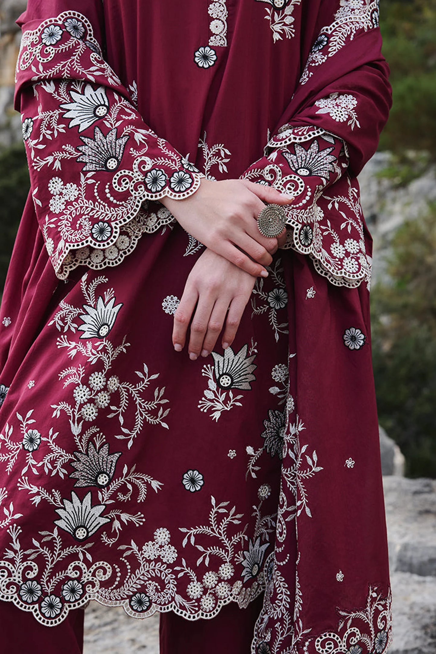 IMAGE-3PC LAWN EMBROIDERED SHIRT WITH MONARK EMBROIDERED DUPATTA AND TROUSER-PK-5625