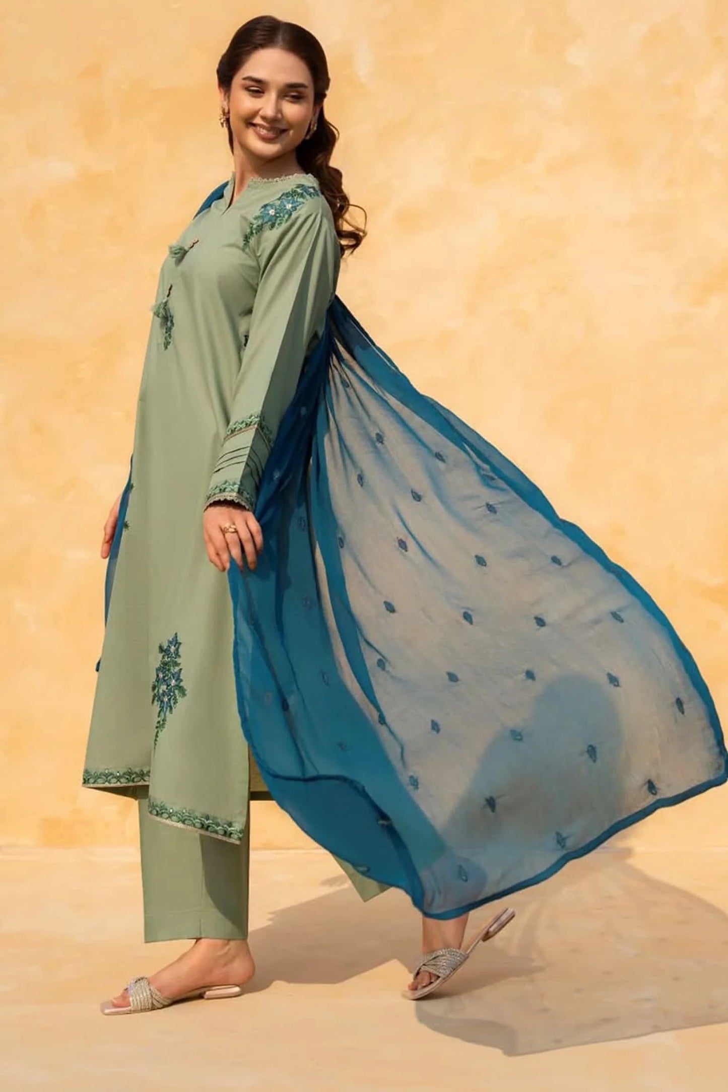 LAZULI-3PC LAWN EMBROIDERED SHIRT WITH MONARK EMBROIDERED DUPATTA AND TROUSER-PK-5645