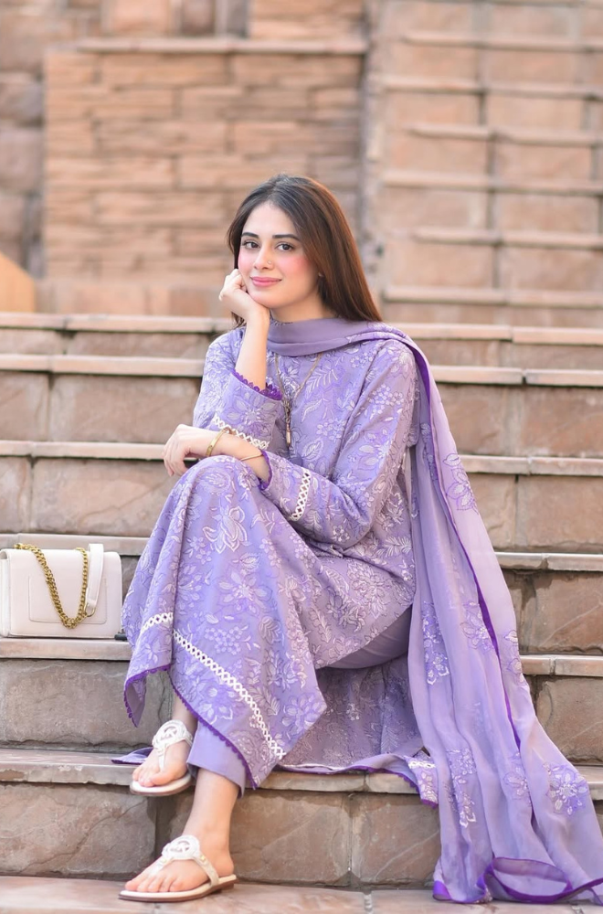 BAREEZE- UNSTITCHED 3PC DHANAK EMBROIDERED SUIT-PK-5756