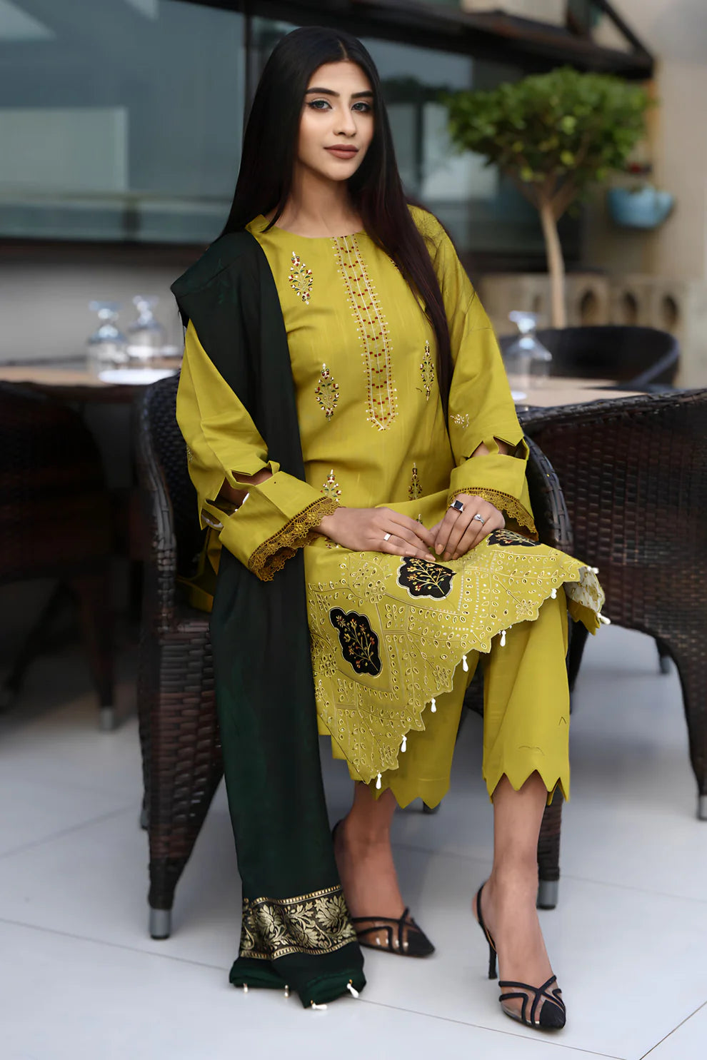 ELAAN-3PC KHADDAR CUTWORK EMBROIDERED SHIRT WITH KASHMIRI JACQUARD WOOL SHAWL-EP-5524